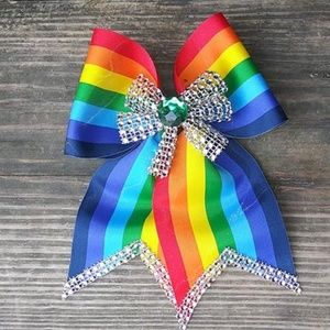 Big Bow Rainbow emerald